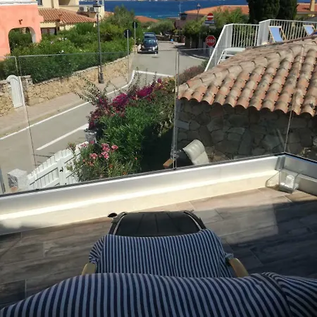 Villetta Sea View 5 Spiaggia Apartment Golfo Aranci