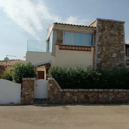 Villetta Sea View 5 Spiaggia Apartment *